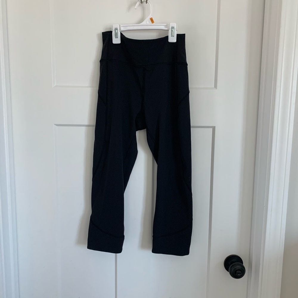 LULULEMON ALIGN CROP